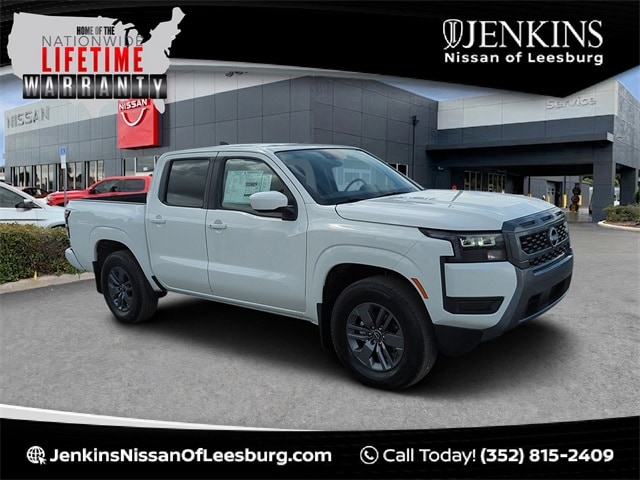 2026 Nissan Frontier SV's photo