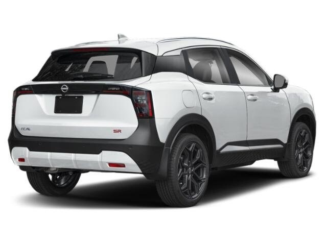 2026 Nissan Kicks SR photo 2