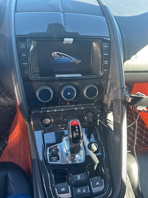 2014 Jaguar F-TYPE Base photo 4