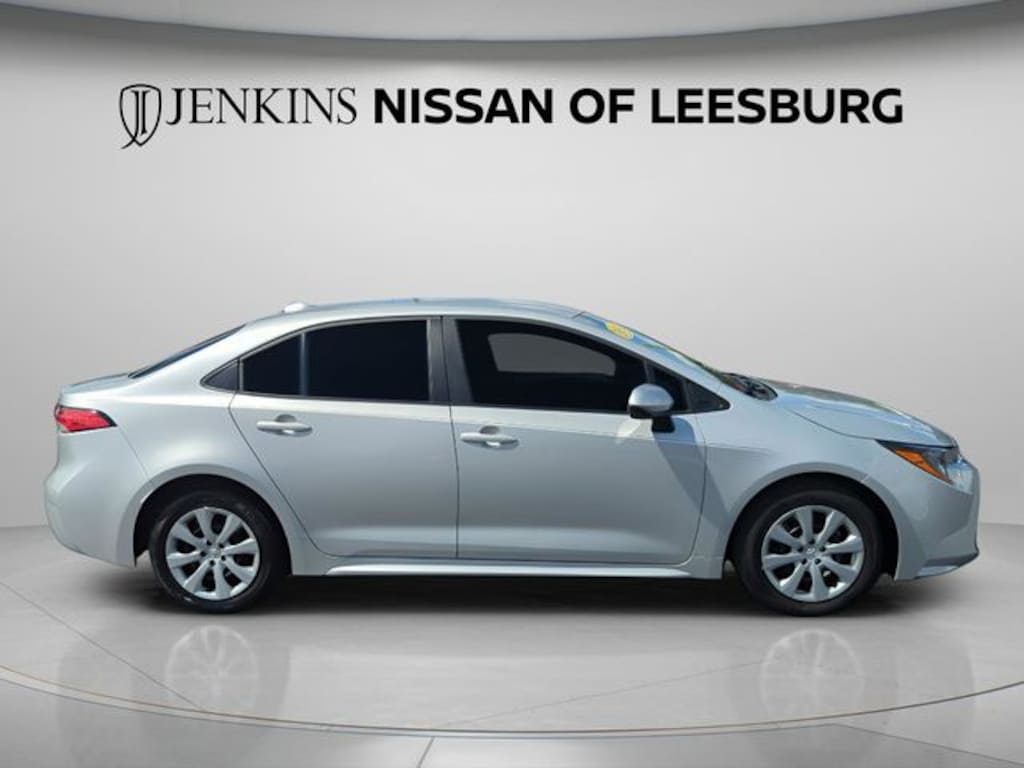 Used 2024 Toyota Corolla LE Sedan