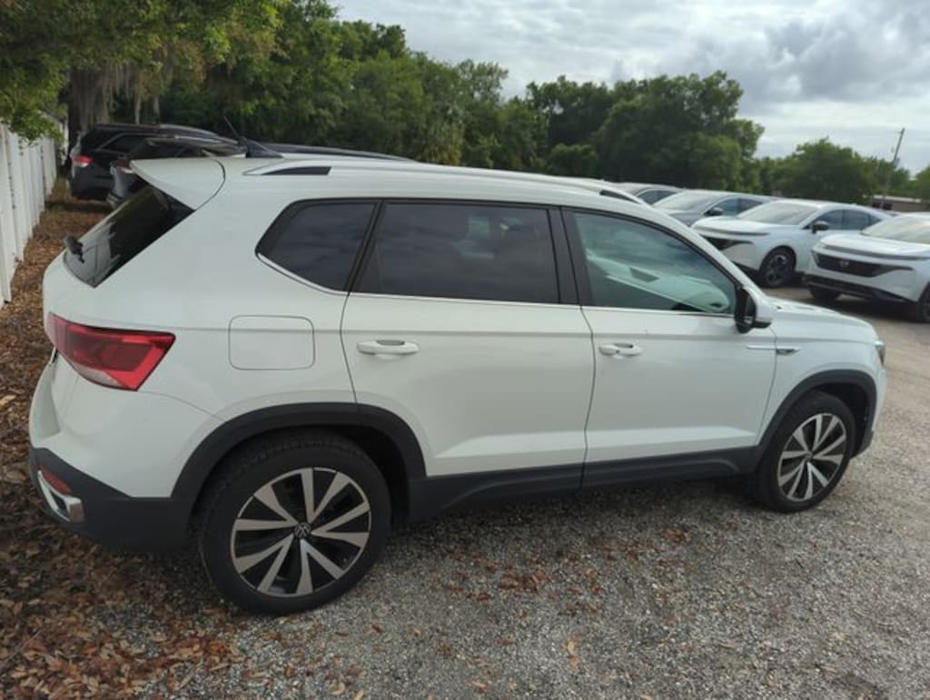 Used 2023 Volkswagen Taos 1.5T SE SUV