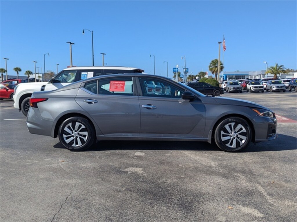 Certified 2025 Nissan Altima S Sedan