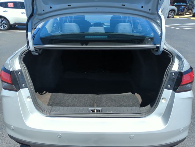 2023 Nissan Versa Sedan SV - Photo 19