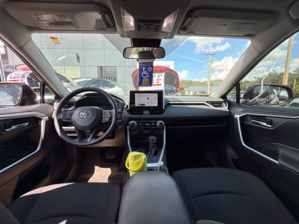 Used 2025 Toyota RAV4 Hybrid XLE SUV