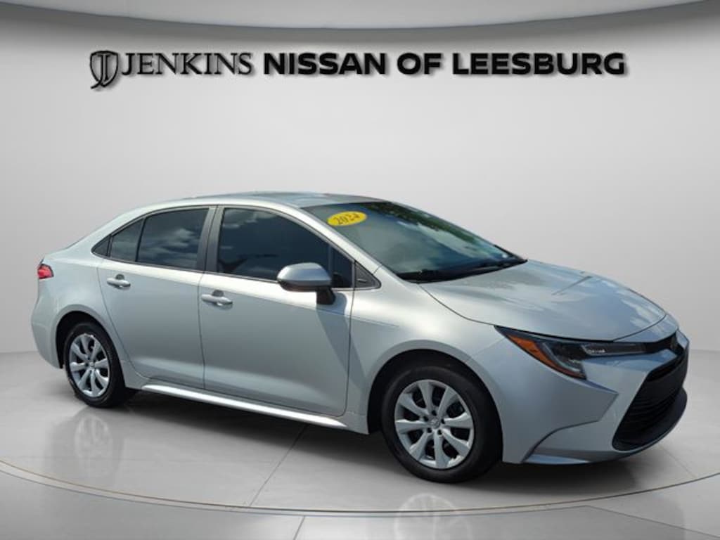 Used 2024 Toyota Corolla LE Sedan