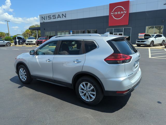 2020 Nissan Rogue SV - Photo 9