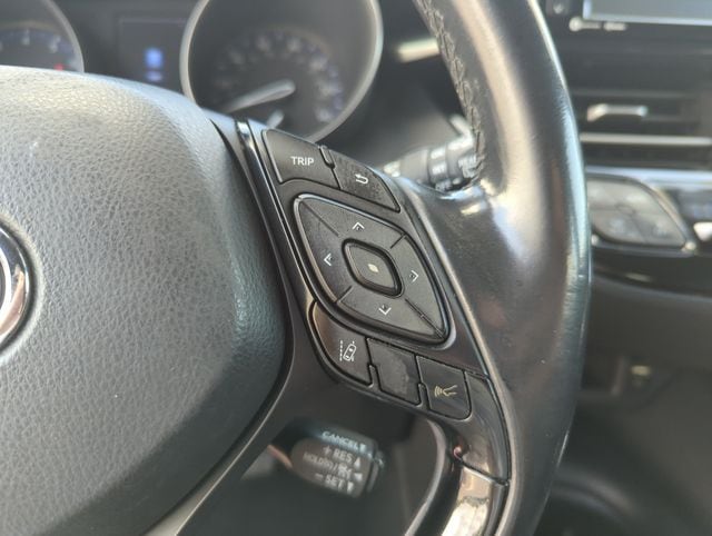 2018 Toyota C-HR XLE Premium - Photo 38