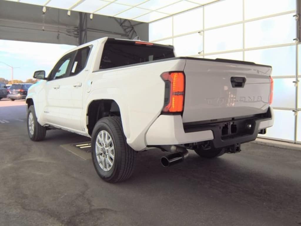 Used 2024 Toyota Tacoma Truck Double Cab