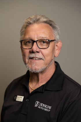 Staff member Darren Droke from c08806a7a2b1