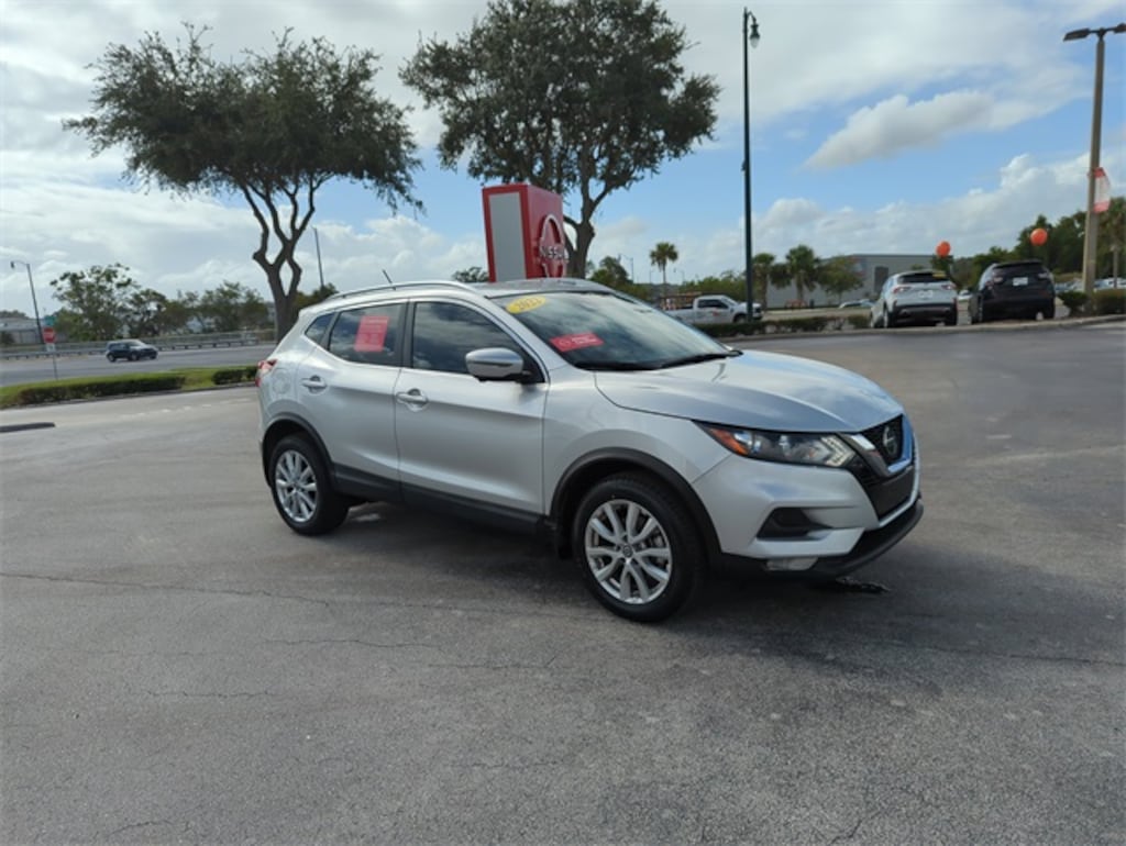Certified 2022 Nissan Rogue Sport SV SUV