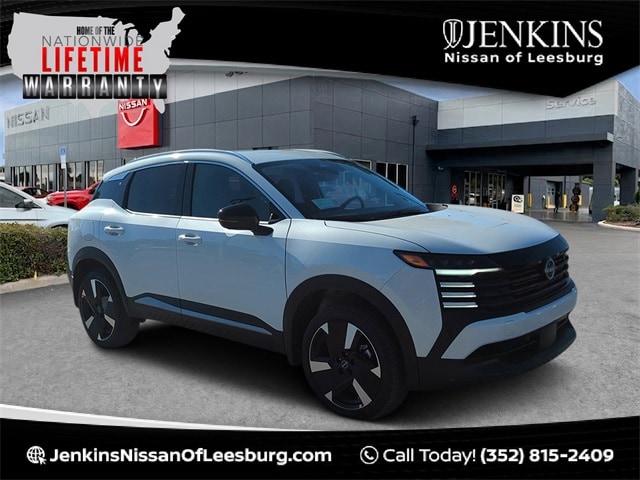 2026 Nissan KICKS SR's photo