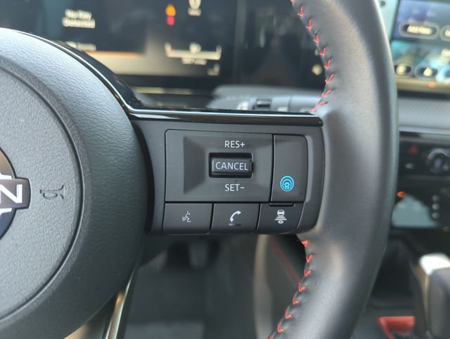 2025 Nissan Kicks SR - Photo 43