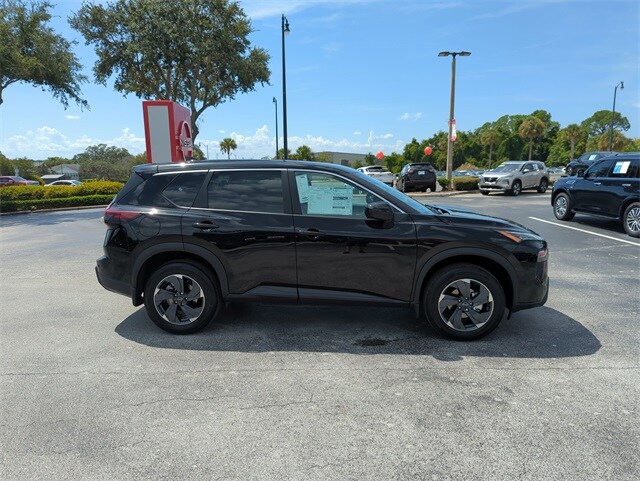2026 Nissan Rogue SV photo 2