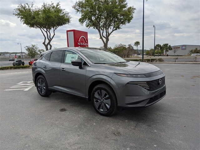 2025 Nissan Murano SL photo 2