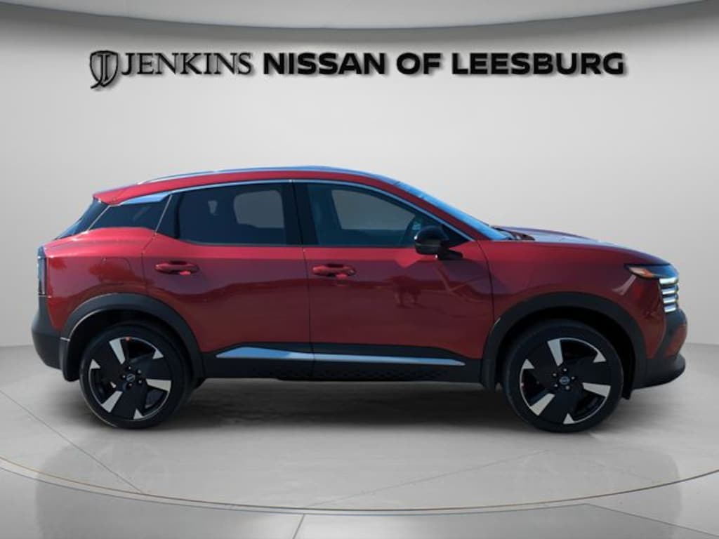 New 2026 Nissan Kicks SR SUV