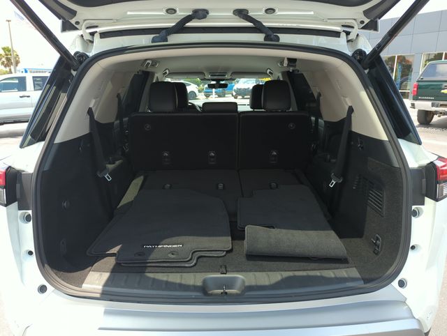 2023 Nissan Pathfinder SL - Photo 19
