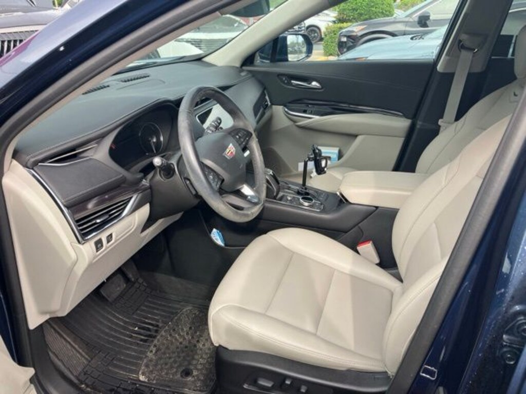 Certified 2019 CADILLAC XT4 Luxury SUV