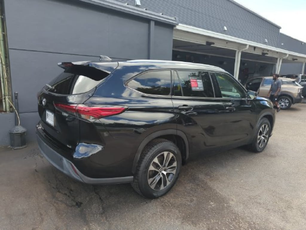 Certified 2022 Toyota Highlander XLE SUV