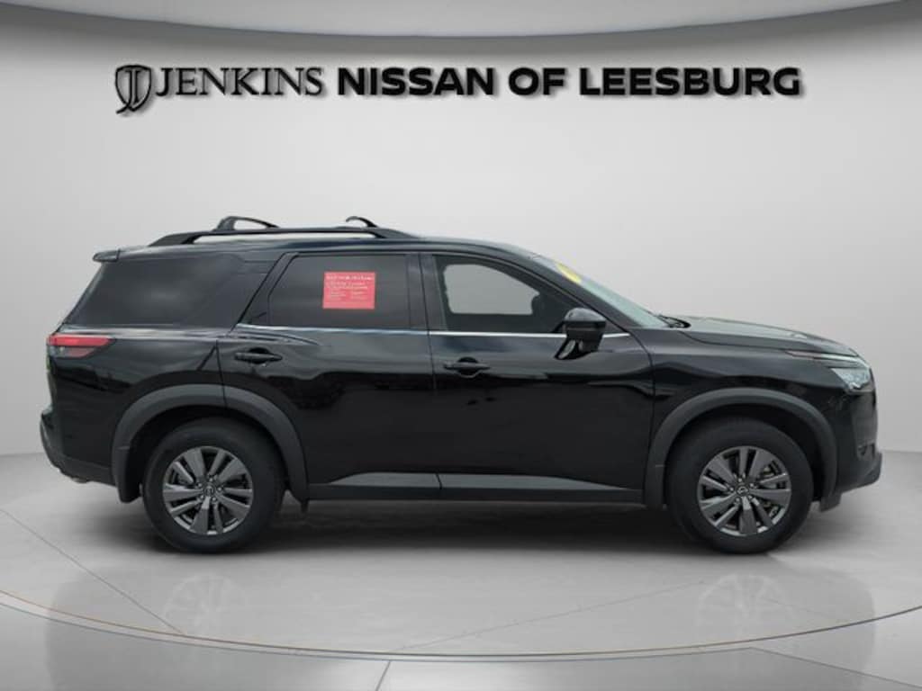 Certified 2025 Nissan Pathfinder SV SUV