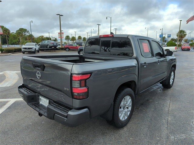 2022 Nissan Frontier SV photo 3