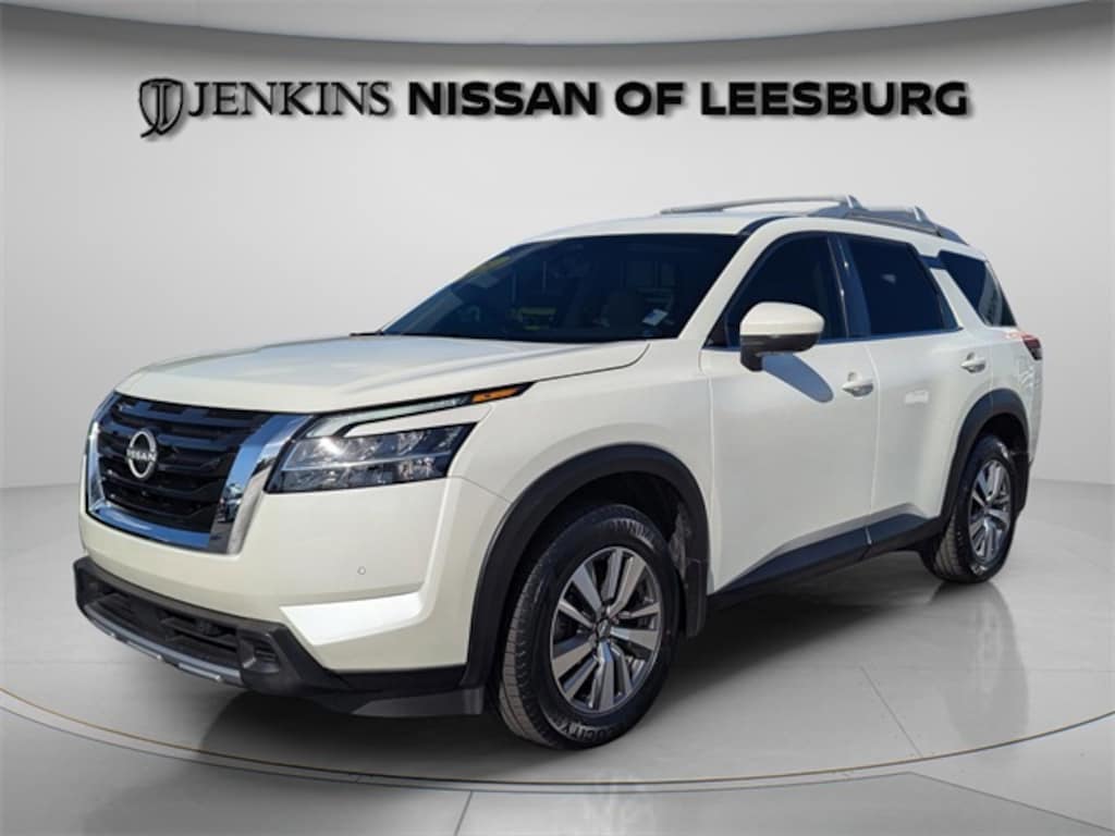 Certified 2024 Nissan Pathfinder SL SUV