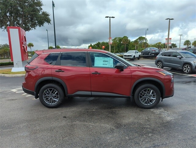 2026 Nissan Rogue S photo 2