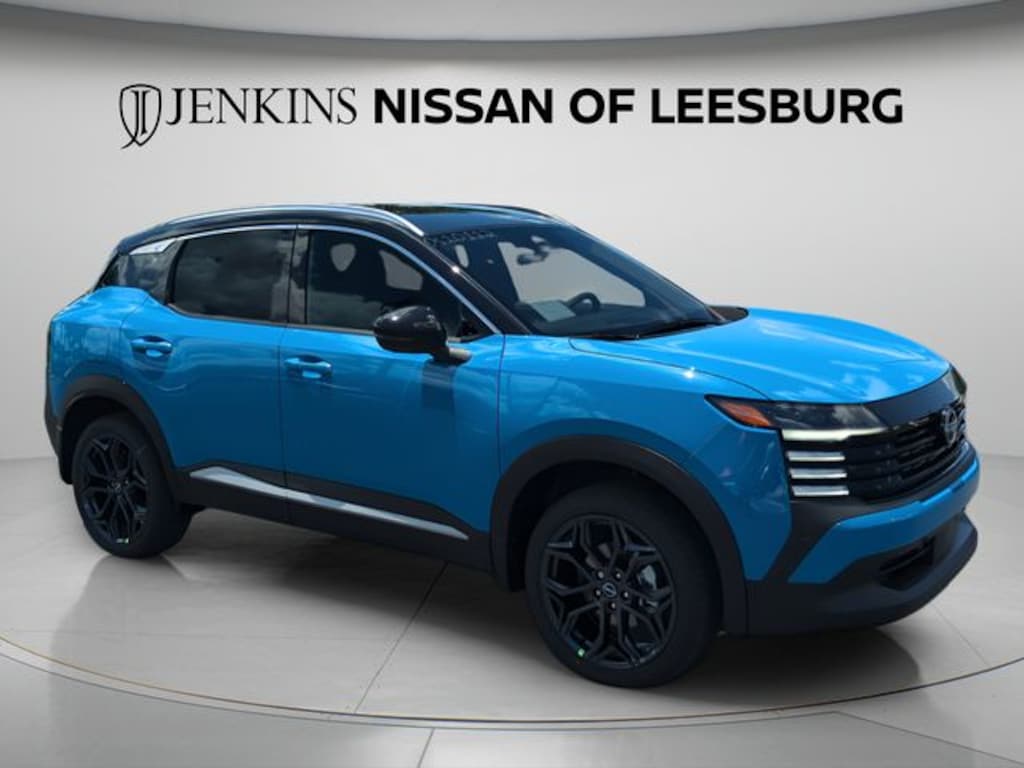 New 2026 Nissan Kicks SR SUV