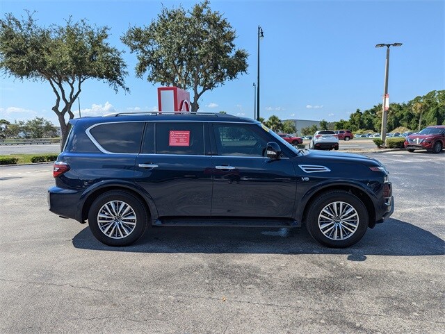 2021 Nissan Armada SL photo 3