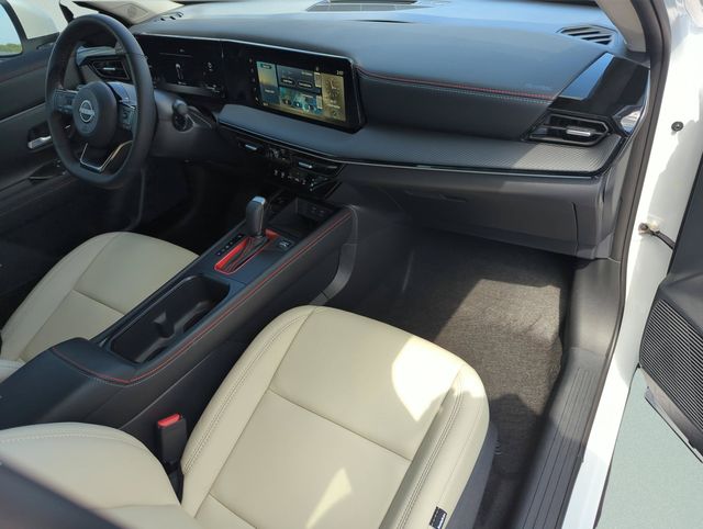 2025 Nissan Kicks SR - Photo 18