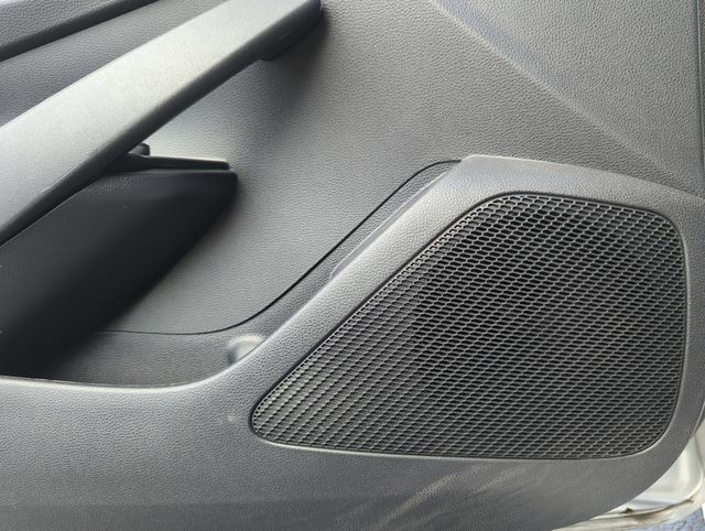 2024 Toyota Corolla LE - Photo 27