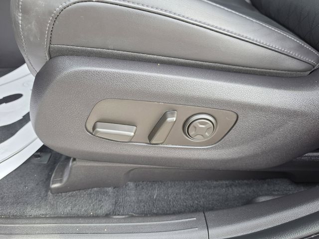 2025 Kia Carnival EX - Photo 31