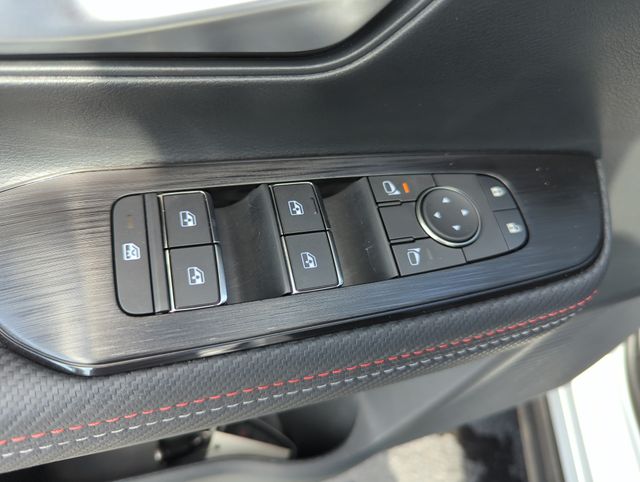 2025 Nissan Kicks SR - Photo 30