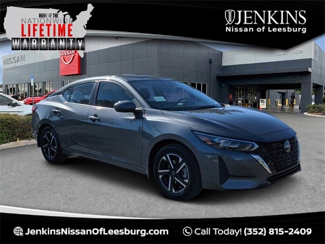 2025 Nissan Sentra SV's photo