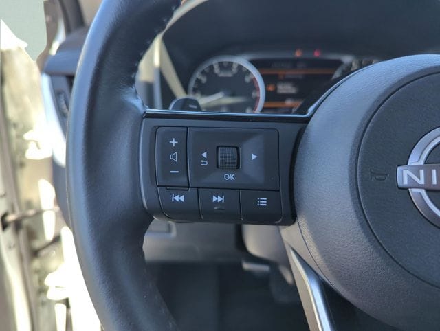 2023 Nissan Rogue SV - Photo 37