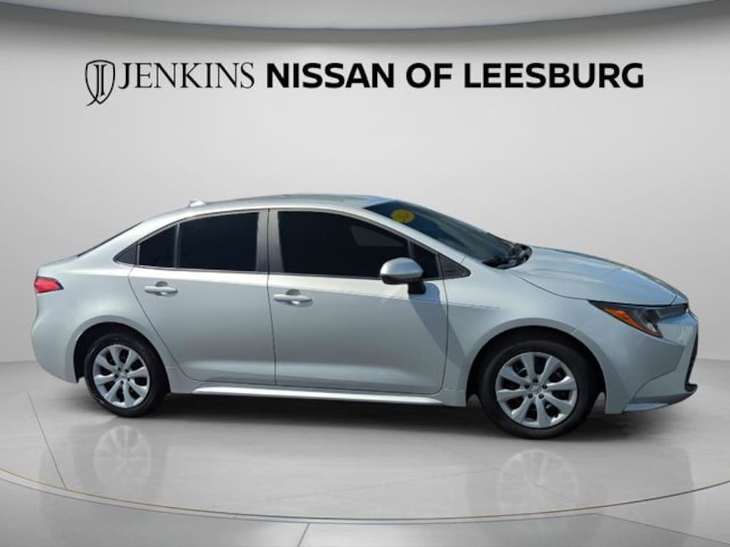 Used 2024 Toyota Corolla LE Sedan