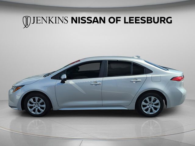 2024 Toyota Corolla LE - Photo 11
