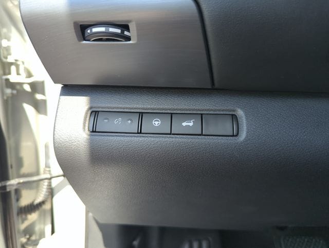 2023 Nissan Pathfinder SL - Photo 44