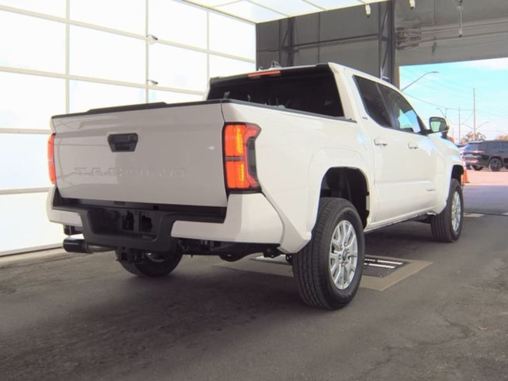 Used 2024 Toyota Tacoma Truck Double Cab