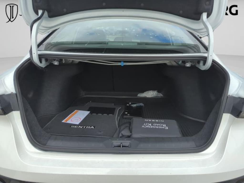 New 2026 Nissan Sentra SR Sedan