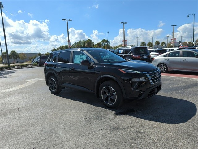 2026 Nissan Rogue SV photo 2