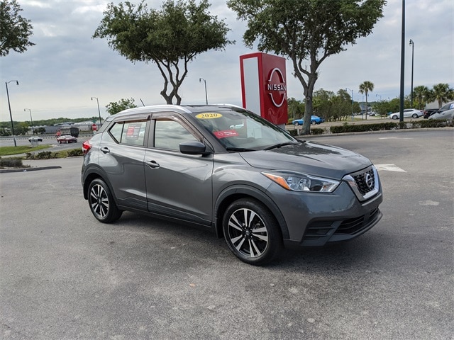 Certified 2020 Nissan Kicks SV with VIN 3N1CP5CV1LL520652 for sale in Leesburg, FL