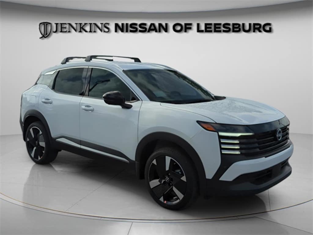 New 2026 Nissan Kicks SR SUV