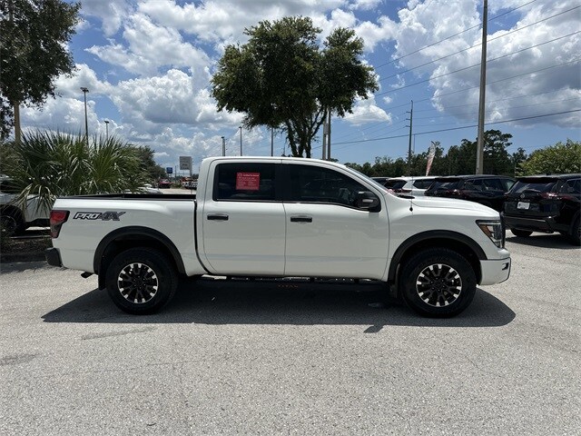 2020 Nissan Titan PRO-4X photo 3