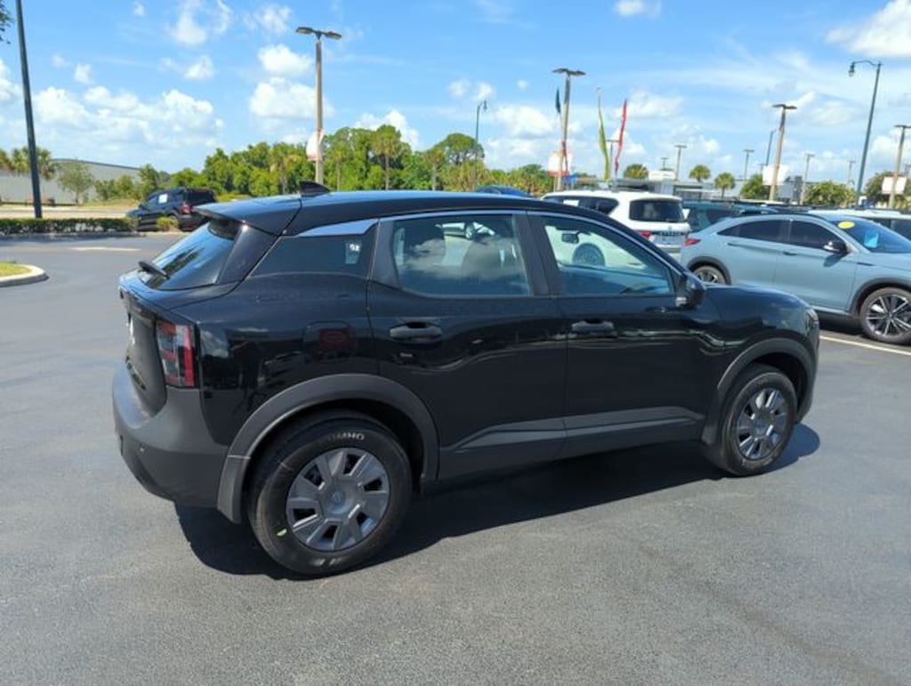 New 2026 Nissan Kicks S SUV