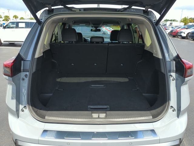 2024 Nissan Rogue SL - Photo 19