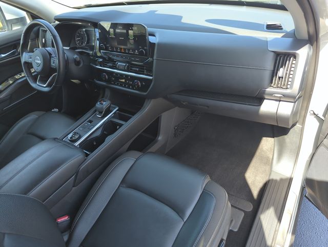 2023 Nissan Pathfinder SL - Photo 23