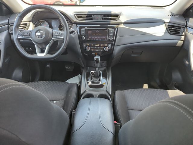 2020 Nissan Rogue SV - Photo 25