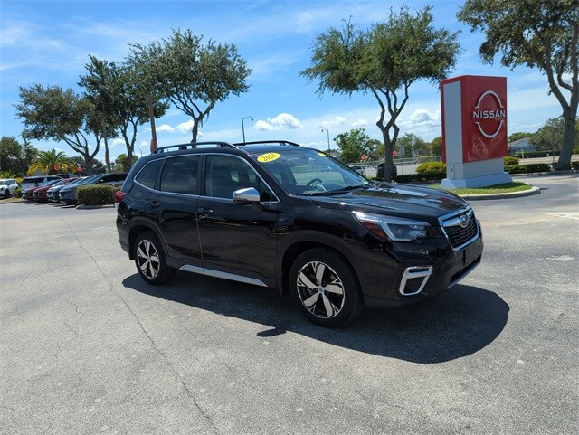 2021 Subaru Forester Touring photo 2