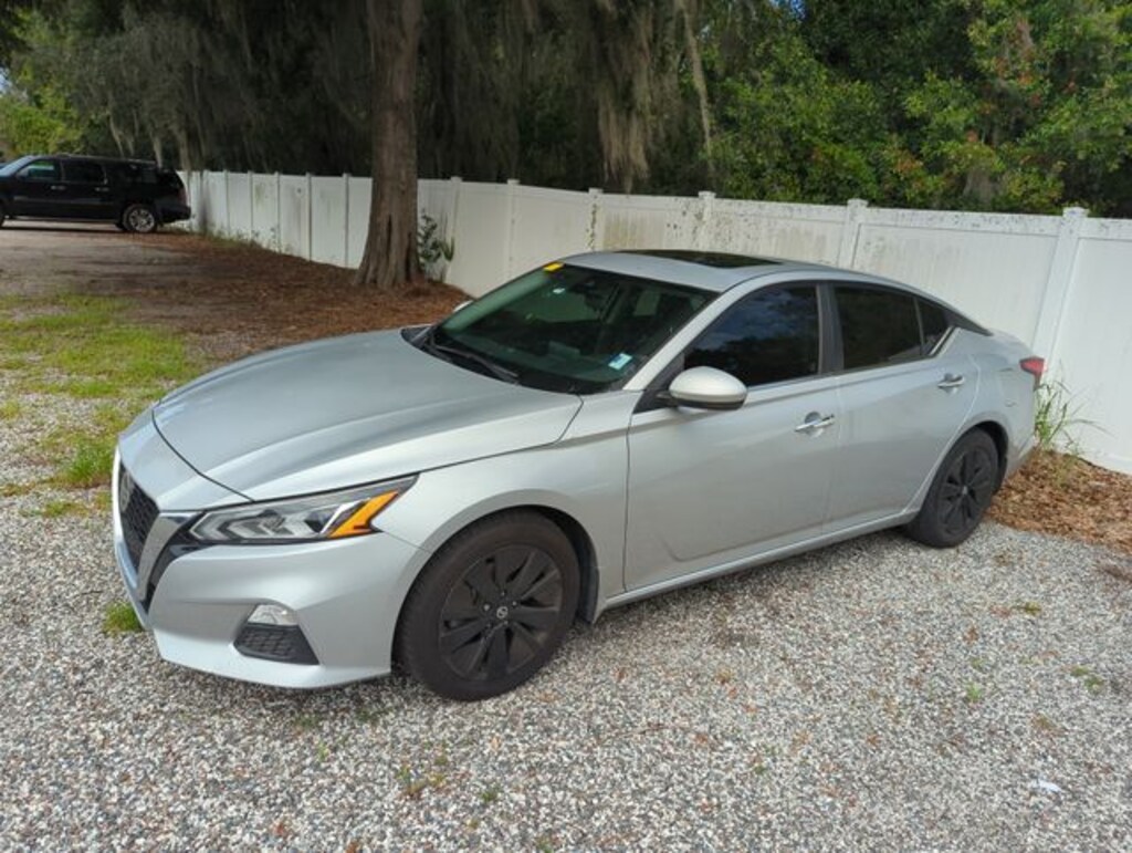 Certified 2021 Nissan Altima 2.5 SV Sedan