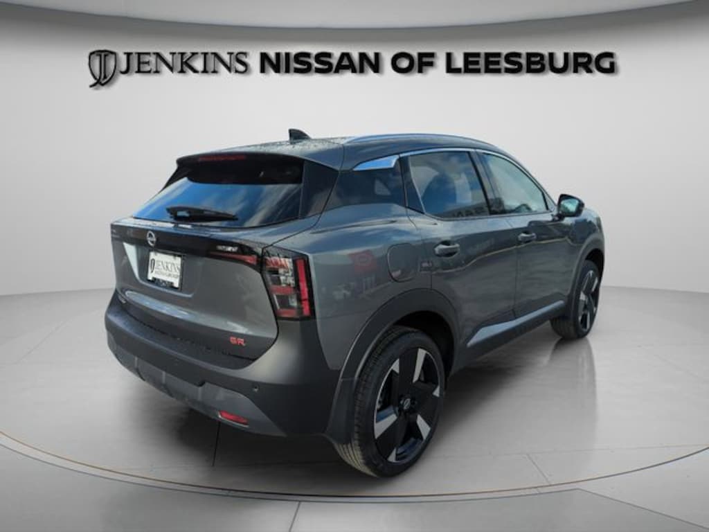 New 2026 Nissan Kicks SR SUV